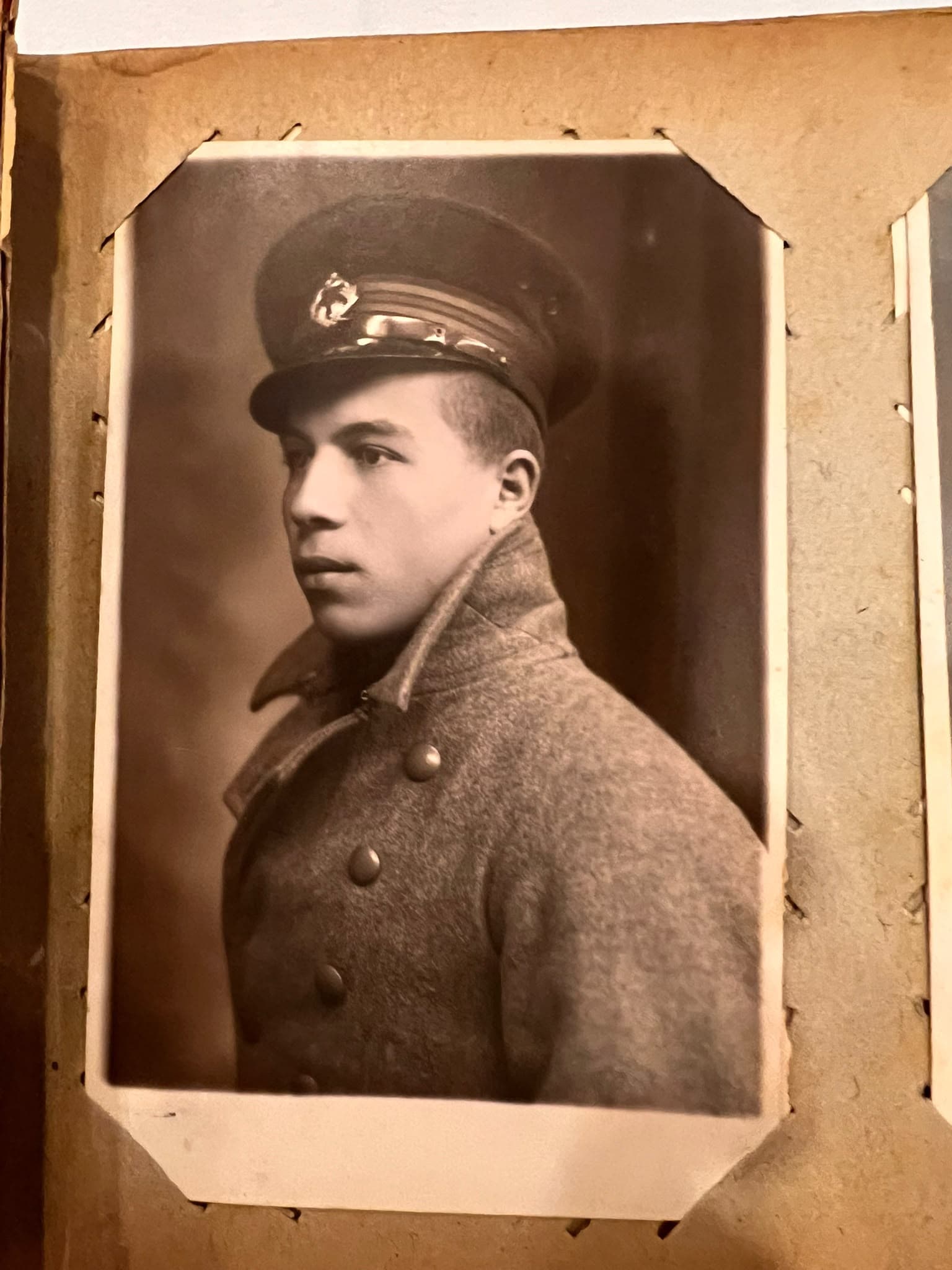 An archival portrait of Himmet Eper in uniform.